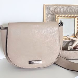 Elegant Beige Ron White Crossbody Bag